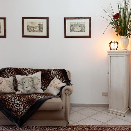 Favoloso Appartamento In Villa Monterosi Εξωτερικό φωτογραφία
