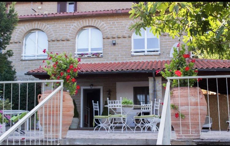 Favoloso Appartamento In Villa Monterosi Εξωτερικό φωτογραφία